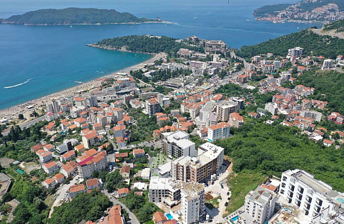 New Exclusive Complex with Sea View in Becici